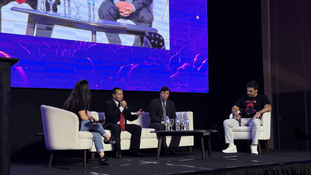 Panel del Accelerating Bitcoin Paraguay