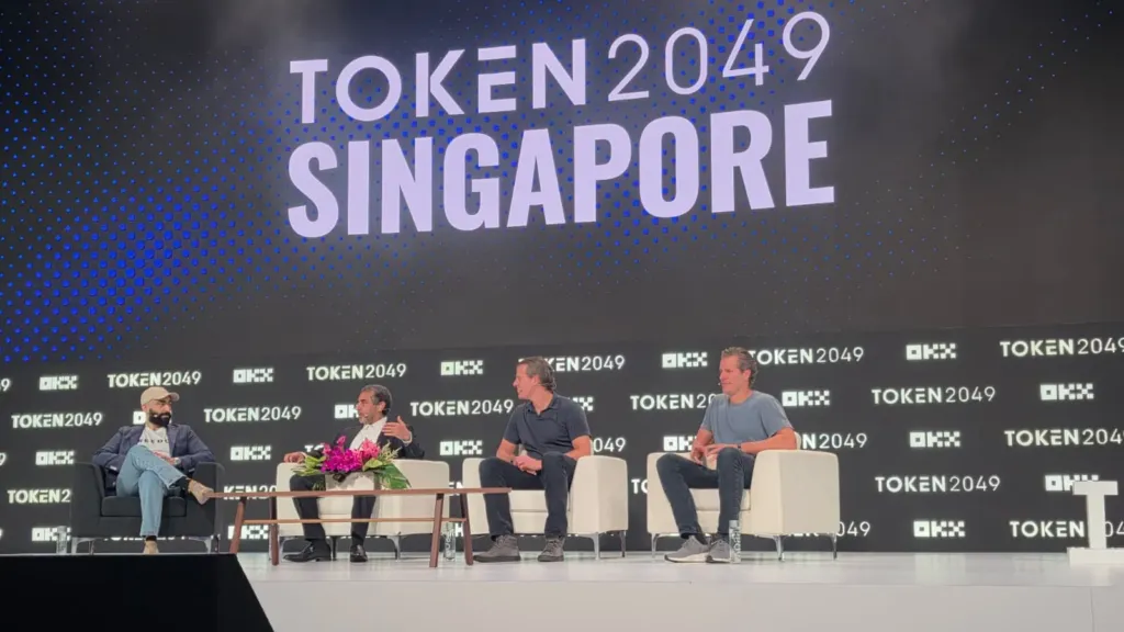 Panel sobre Zcash con los gemelos Winklevoss en el escenario principal de TOKEN2049 Singapur 2026
